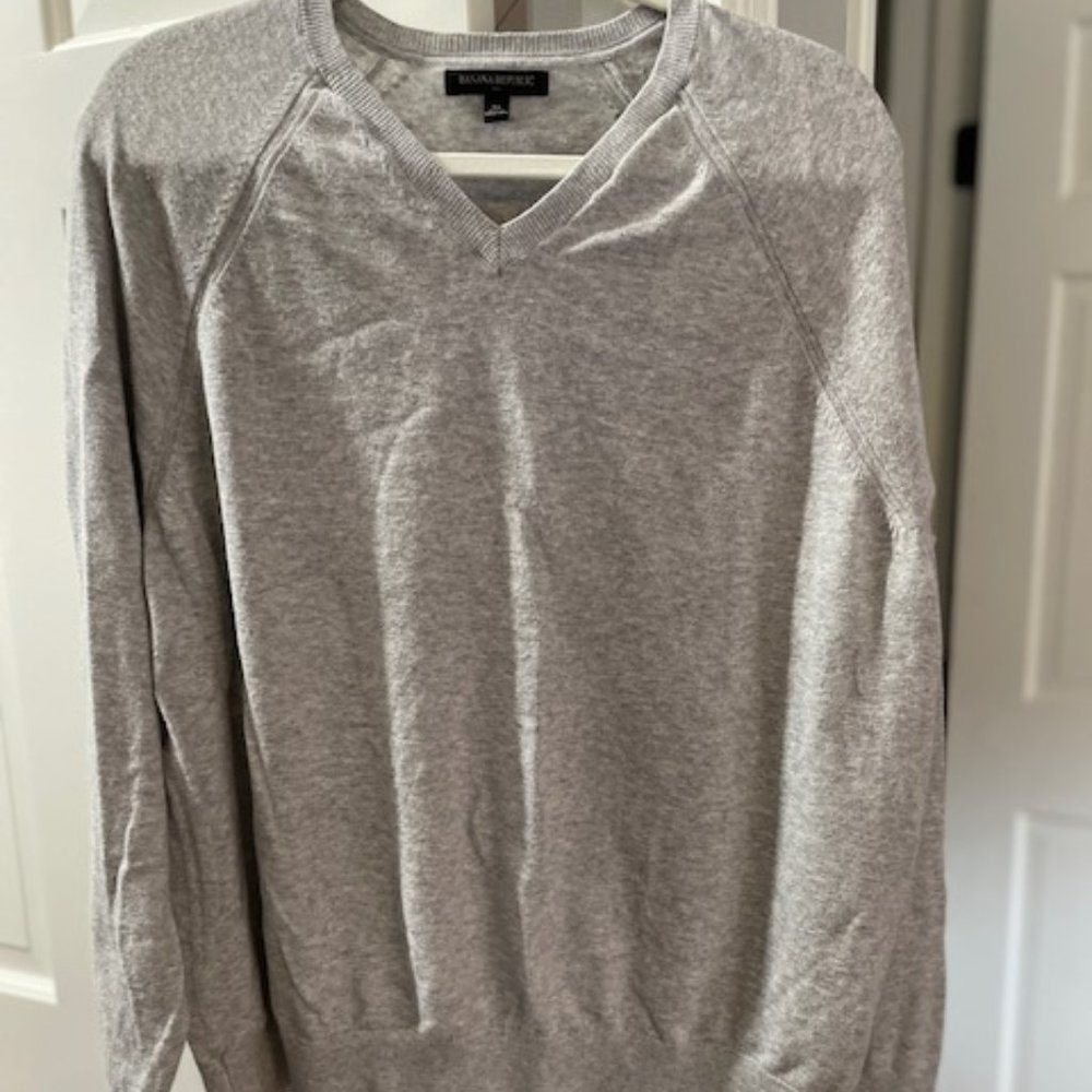 Men's Banana Republic V-Neck Sweater